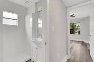 915 W Princeton St, Orlando, FL 32804 - Photo 14