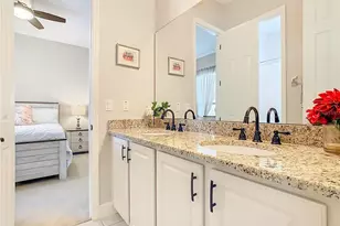 915 San Raphael St, Poinciana, FL 34759 - Photo 38