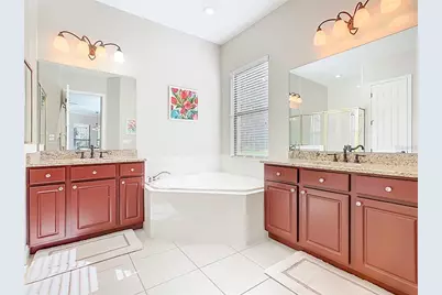 915 San Raphael Street, Poinciana, FL 34759 - Photo 28