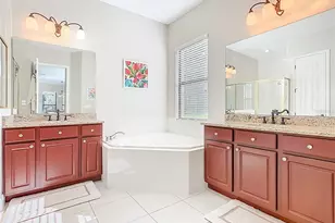 915 San Raphael St, Poinciana, FL 34759 - Photo 26