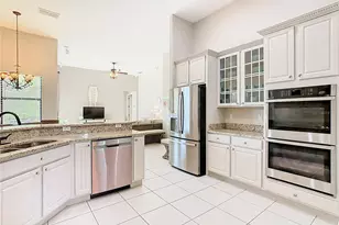 915 San Raphael St, Poinciana, FL 34759 - Photo 14