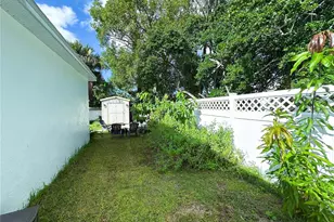 700 Castillo Pl, Saint Cloud, FL 34769 - Photo 30