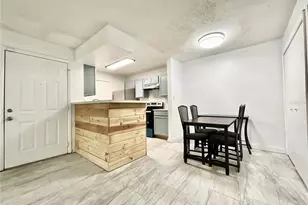 4350 Perkinshire Ln, Orlando, FL 32822 - Photo 6