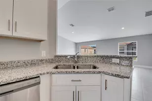 449 Cinnamon Dr, Kissimmee, FL 34759 - Photo 6