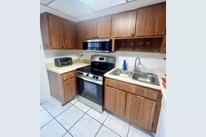 3 Las Brisas Way, Kissimmee, FL 34743 - Photo 4