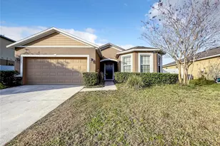 3217 Queen Alexandria Dr, Kissimmee, FL 34744 - Photo 2