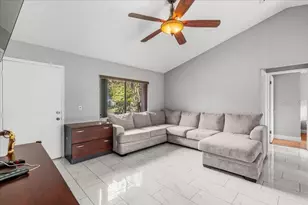 7641 Compass Dr, Orlando, FL 32810 - Photo 4