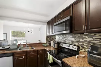 2936 S Semoran Boulevard #106, Orlando, FL 32822 - Photo 12