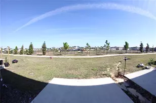 697 Stoney Pointe Cir, Davenport, FL 33896 - Photo 28