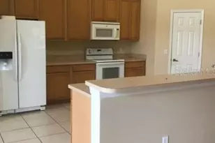 2371 The Oack, Kissimmee, FL 34746 - Photo 2