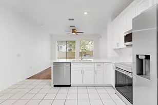 7627 Long Island Dr, Kissimmee, FL 34747 - Photo 8