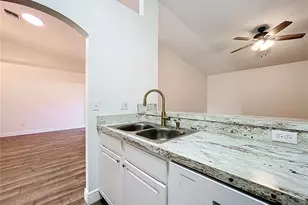 654 Harbor Villa Ct, Clermont, FL 34711 - Photo 16