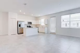 151 Bogey Dr, Davenport, FL 33896 - Photo 10