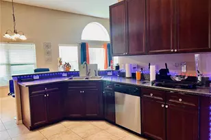 4637 Huron Bay Cir, Kissimmee, FL 34759 - Photo 16