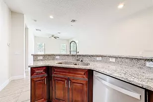 1906 Manatee Dr, Kissimmee, FL 34759 - Photo 4