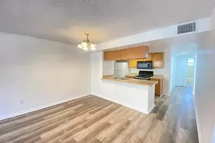 2751 N Poinciana Blvd, Kissimmee, FL 34746 - Photo 8