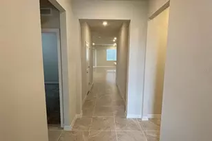 3270 Ellsworth Ave, Davenport, FL 33837 - Photo 4