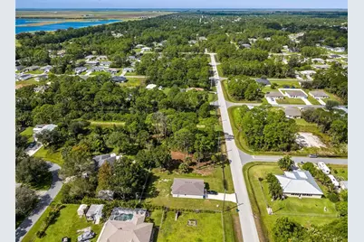 714 SE Sarasota, Palm Bay, FL 32909 - Photo 10