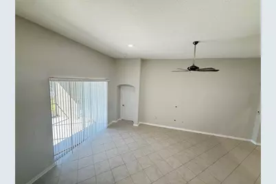 6817 Cromwell Garden Drive, Apollo Beach, FL 33572 - Photo 12