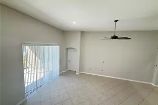 6817 Cromwell Garden Dr, Apollo Beach, FL 33572 - Photo 12