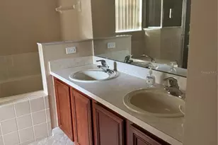 324 Aldershot Ct, Kissimmee, FL 34758 - Photo 12