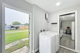 1423 Heber Cir, Orlando, FL 32811 - Photo 18