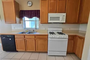 2534 Aster Cove Ln, Kissimmee, FL 34758 - Photo 8