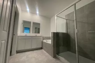 270 Bogey Dr, Davenport, FL 33896 - Photo 4