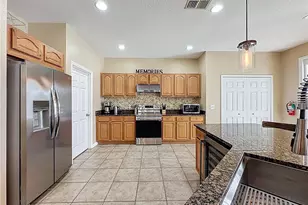 8569 La Isla Dr, Kissimmee, FL 34747 - Photo 20