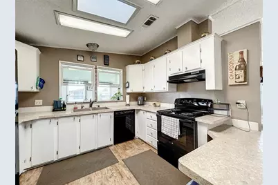 6518 Raintree Lane NE, Winter Haven, FL 33881 - Photo 12