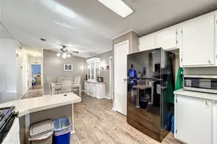 6518 Raintree Ln NE, Winter Haven, FL 33881 - Photo 14