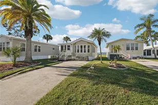 289 Bainbridge Dr, Nokomis, FL 34275 - Photo 2