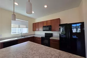 3205 Casa Del Rey Ave, Kissimmee, FL 34746 - Photo 6