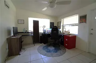 4801 28th Ave N, Saint Petersburg, FL 33713 - Photo 12