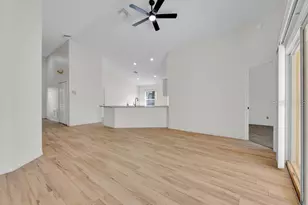 117 Birchwood Dr, Davenport, FL 33897 - Photo 12