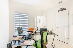 1653 Swan Swim Dr, Davenport, FL 33837 - Photo 4