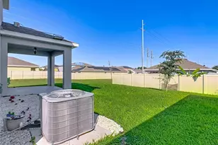 1653 Swan Swim Dr, Davenport, FL 33837 - Photo 40