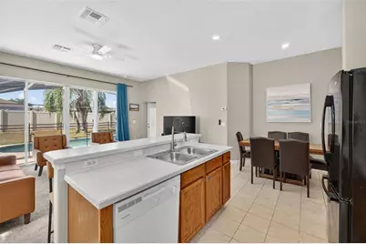 724 Andalusia Loop, Davenport, FL 33837 - Photo 8