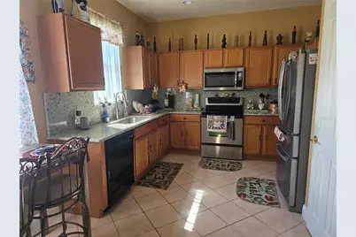 328 Indian Wells Avenue, Poinciana, FL 34759 - Photo 2