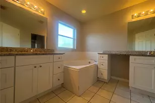 602 Swallow Ct, Poinciana, FL 34759 - Photo 18