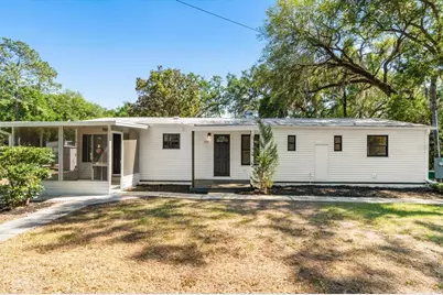 112 E McClendon Street, Lady Lake, FL 32159 - Photo 2