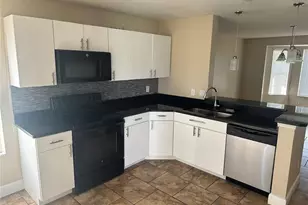 180 Coralwood Cir, Kissimmee, FL 34743 - Photo 2