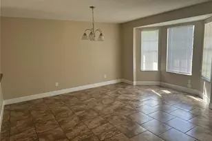 180 Coralwood Cir, Kissimmee, FL 34743 - Photo 4