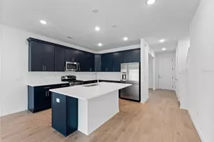 15166 Blue Peacock Ln, Winter Garden, FL 34787 - Photo 2