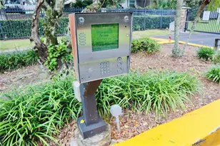 2852 N Powers Dr, Orlando, FL 32818 - Photo 4