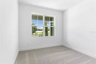 178 Blue Star Ct, Tavares, FL 32778 - Photo 4