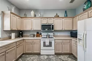 100 Meridian Ave, Poinciana, FL 34759 - Photo 10
