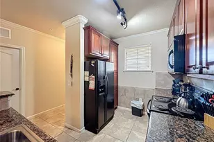 902 Charo Pkwy, Davenport, FL 33897 - Photo 16