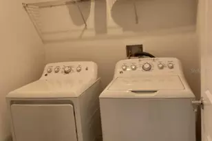 1041 Splash Shot Pl, Davenport, FL 33896 - Photo 8