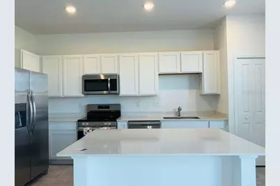 2473 Skyline Loop, Kissimmee, FL 34758 - Photo 16